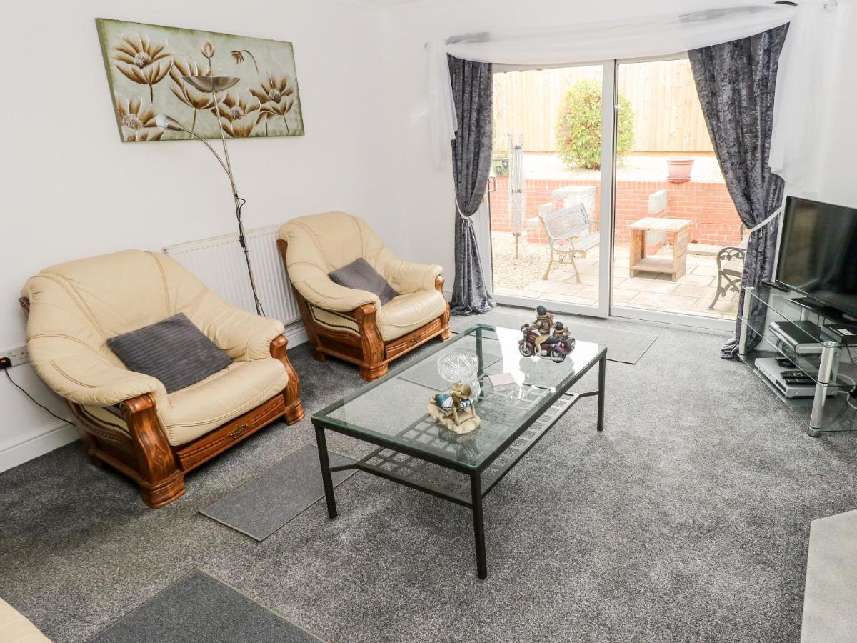 23 Charles Thomas Avenue Βίλα Pembroke Dock Εξωτερικό φωτογραφία