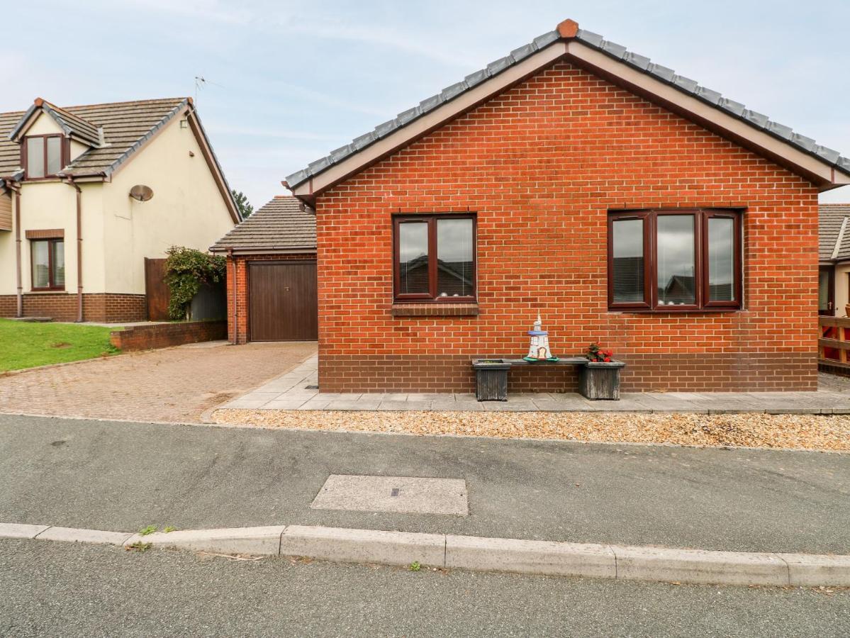23 Charles Thomas Avenue Βίλα Pembroke Dock Εξωτερικό φωτογραφία